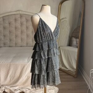 Lulus Silver Metallic Glowing Gorgeous‎ Silver Metallic Tiered Mini Dress size L